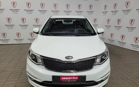 KIA Rio III рестайлинг, 2017 год, 1 395 000 рублей, 2 фотография