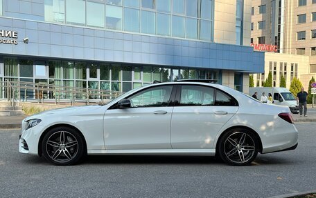 Mercedes-Benz E-Класс, 2016 год, 3 590 000 рублей, 5 фотография