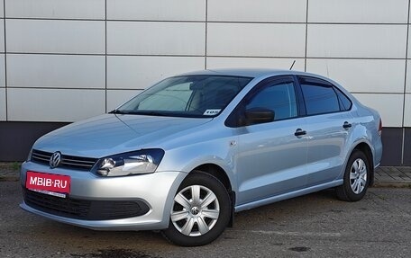 Volkswagen Polo VI (EU Market), 2013 год, 715 000 рублей, 1 фотография