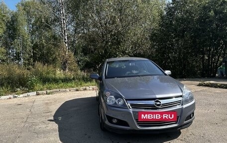 Opel Astra H, 2007 год, 530 000 рублей, 2 фотография