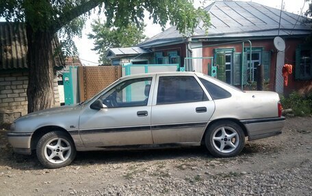 Opel Vectra A, 1990 год, 100 000 рублей, 4 фотография