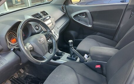 Toyota RAV4, 2011 год, 1 650 000 рублей, 4 фотография