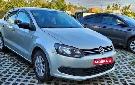 Volkswagen Polo VI (EU Market), 2012 год, 840 000 рублей, 2 фотография