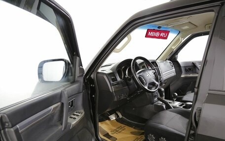 Mitsubishi Pajero IV, 2015 год, 2 495 000 рублей, 5 фотография