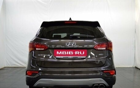 Hyundai Santa Fe III рестайлинг, 2018 год, 2 610 000 рублей, 6 фотография