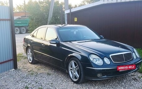 Mercedes-Benz E-Класс, 2004 год, 849 000 рублей, 4 фотография