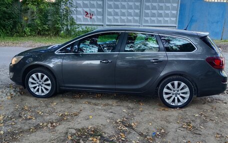 Opel Astra J, 2012 год, 870 000 рублей, 4 фотография