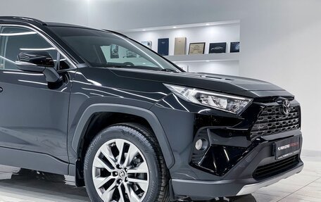 Toyota RAV4, 2020 год, 3 690 000 рублей, 5 фотография