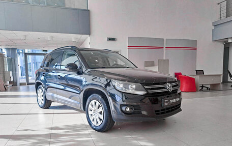 Volkswagen Tiguan I, 2014 год, 1 375 000 рублей, 3 фотография