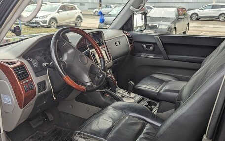 Mitsubishi Pajero III рестайлинг, 2004 год, 1 070 000 рублей, 9 фотография