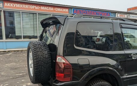 Mitsubishi Pajero III рестайлинг, 2004 год, 1 070 000 рублей, 4 фотография