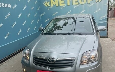 Toyota Avensis III рестайлинг, 2007 год, 1 100 000 рублей, 2 фотография