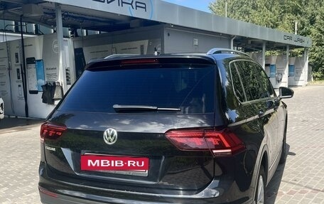 Volkswagen Tiguan II, 2017 год, 2 590 000 рублей, 9 фотография