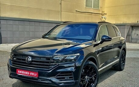 Volkswagen Touareg III, 2018 год, 5 800 000 рублей, 4 фотография