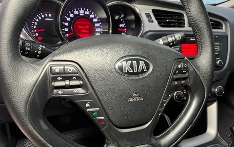 KIA cee'd III, 2014 год, 998 000 рублей, 12 фотография