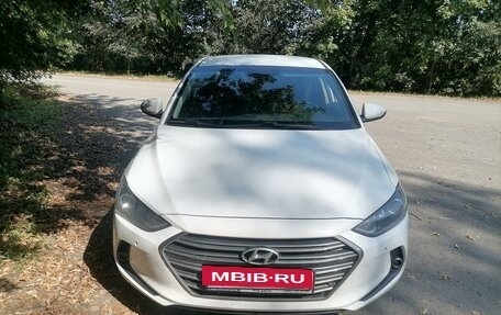 Hyundai Elantra VI рестайлинг, 2018 год, 1 650 000 рублей, 5 фотография