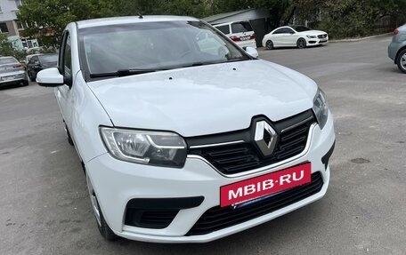 Renault Logan II, 2021 год, 990 000 рублей, 2 фотография