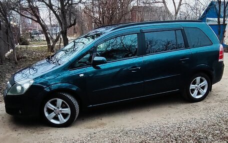 Opel Zafira B, 2006 год, 600 000 рублей, 3 фотография