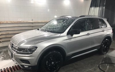 Volkswagen Tiguan II, 2019 год, 2 500 000 рублей, 1 фотография