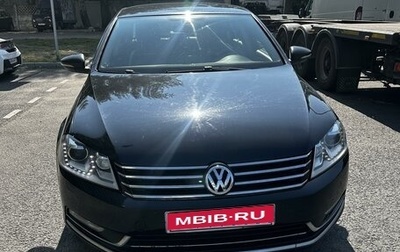 Volkswagen Passat B7, 2011 год, 1 050 000 рублей, 1 фотография