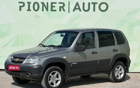 Chevrolet Niva I рестайлинг, 2011 год, 580 000 рублей, 1 фотография