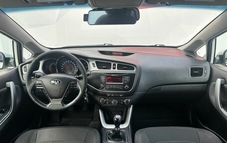 KIA cee'd III, 2015 год, 890 000 рублей, 9 фотография