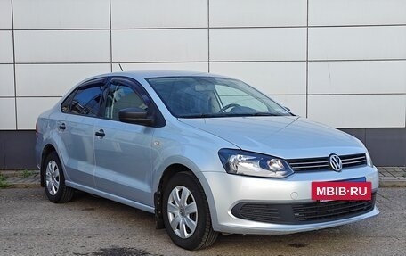 Volkswagen Polo VI (EU Market), 2013 год, 715 000 рублей, 3 фотография