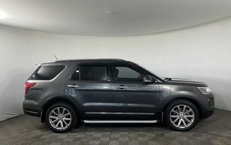 Ford Explorer VI, 2018 год, 2 990 000 рублей, 4 фотография