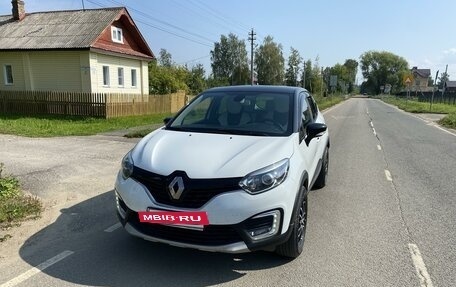 Renault Kaptur I рестайлинг, 2019 год, 1 600 000 рублей, 4 фотография