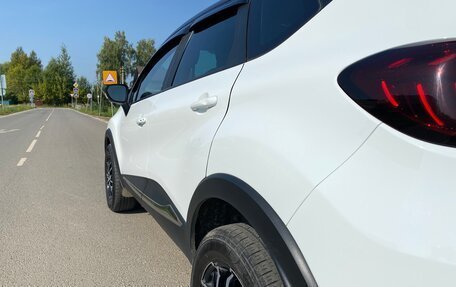 Renault Kaptur I рестайлинг, 2019 год, 1 600 000 рублей, 7 фотография