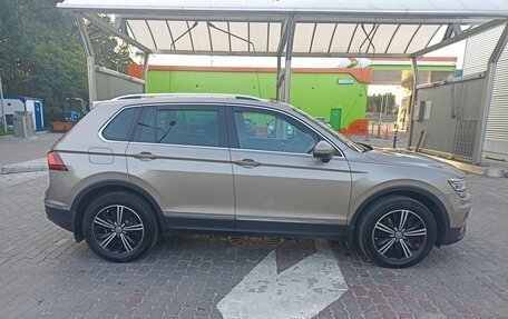 Volkswagen Tiguan II, 2017 год, 2 699 000 рублей, 6 фотография