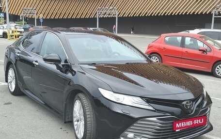 Toyota Camry, 2021 год, 4 900 000 рублей, 3 фотография