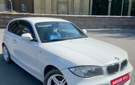 BMW 1 серия, 2011 год, 915 000 рублей, 5 фотография