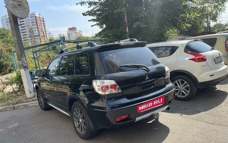 Mitsubishi Outlander III рестайлинг 3, 2007 год, 980 000 рублей, 2 фотография