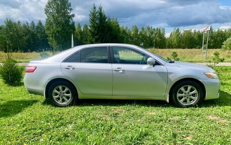 Toyota Camry, 2009 год, 1 280 000 рублей, 4 фотография