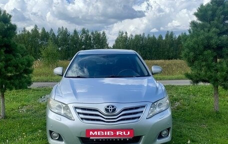 Toyota Camry, 2009 год, 1 280 000 рублей, 2 фотография