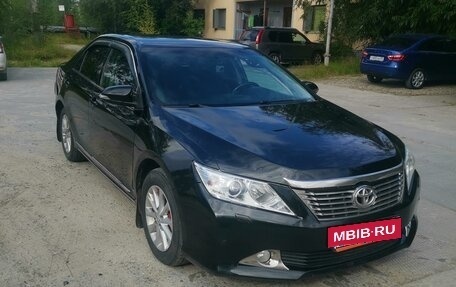 Toyota Camry, 2014 год, 2 100 000 рублей, 2 фотография