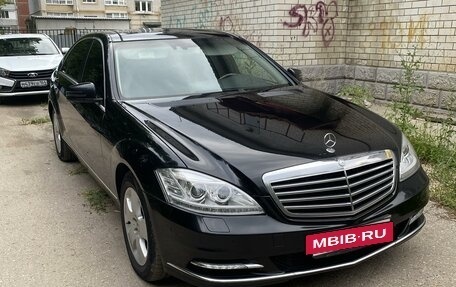 Mercedes-Benz S-Класс, 2005 год, 1 500 000 рублей, 2 фотография