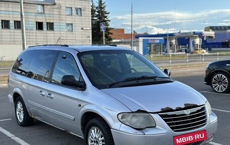 Chrysler Voyager IV, 2005 год, 545 500 рублей, 3 фотография