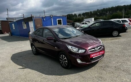 Hyundai Solaris II рестайлинг, 2011 год, 749 000 рублей, 3 фотография