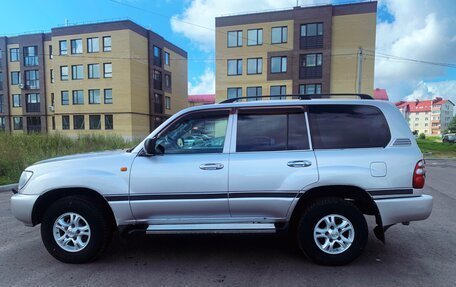 Toyota Land Cruiser 100 рестайлинг 2, 2004 год, 1 500 000 рублей, 5 фотография