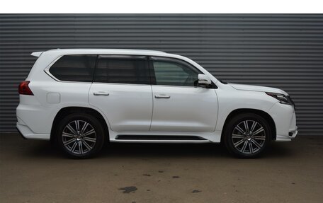 Lexus LX III, 2016 год, 8 350 000 рублей, 4 фотография