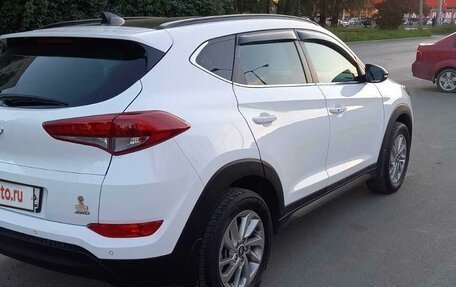 Hyundai Tucson III, 2018 год, 2 100 000 рублей, 7 фотография