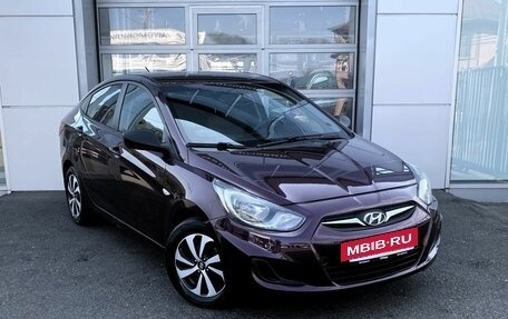 Hyundai Solaris II рестайлинг, 2011 год, 730 000 рублей, 3 фотография