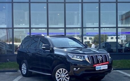 Toyota Land Cruiser Prado 150 рестайлинг 2, 2020 год, 6 129 000 рублей, 3 фотография