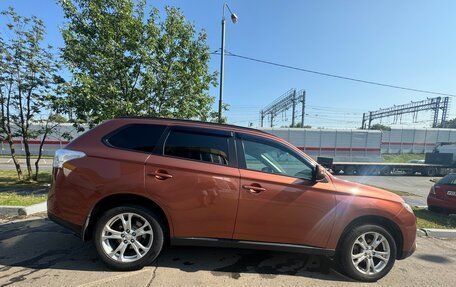 Mitsubishi Outlander III рестайлинг 3, 2012 год, 1 549 999 рублей, 3 фотография