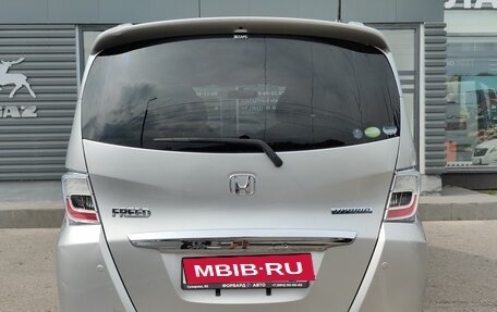 Honda Freed I, 2011 год, 1 320 000 рублей, 4 фотография