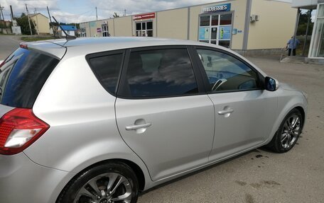 KIA cee'd I рестайлинг, 2010 год, 850 000 рублей, 5 фотография