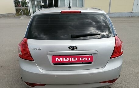 KIA cee'd I рестайлинг, 2010 год, 850 000 рублей, 3 фотография