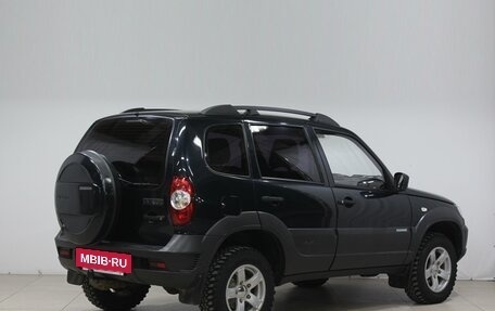 Chevrolet Niva I рестайлинг, 2015 год, 748 000 рублей, 5 фотография